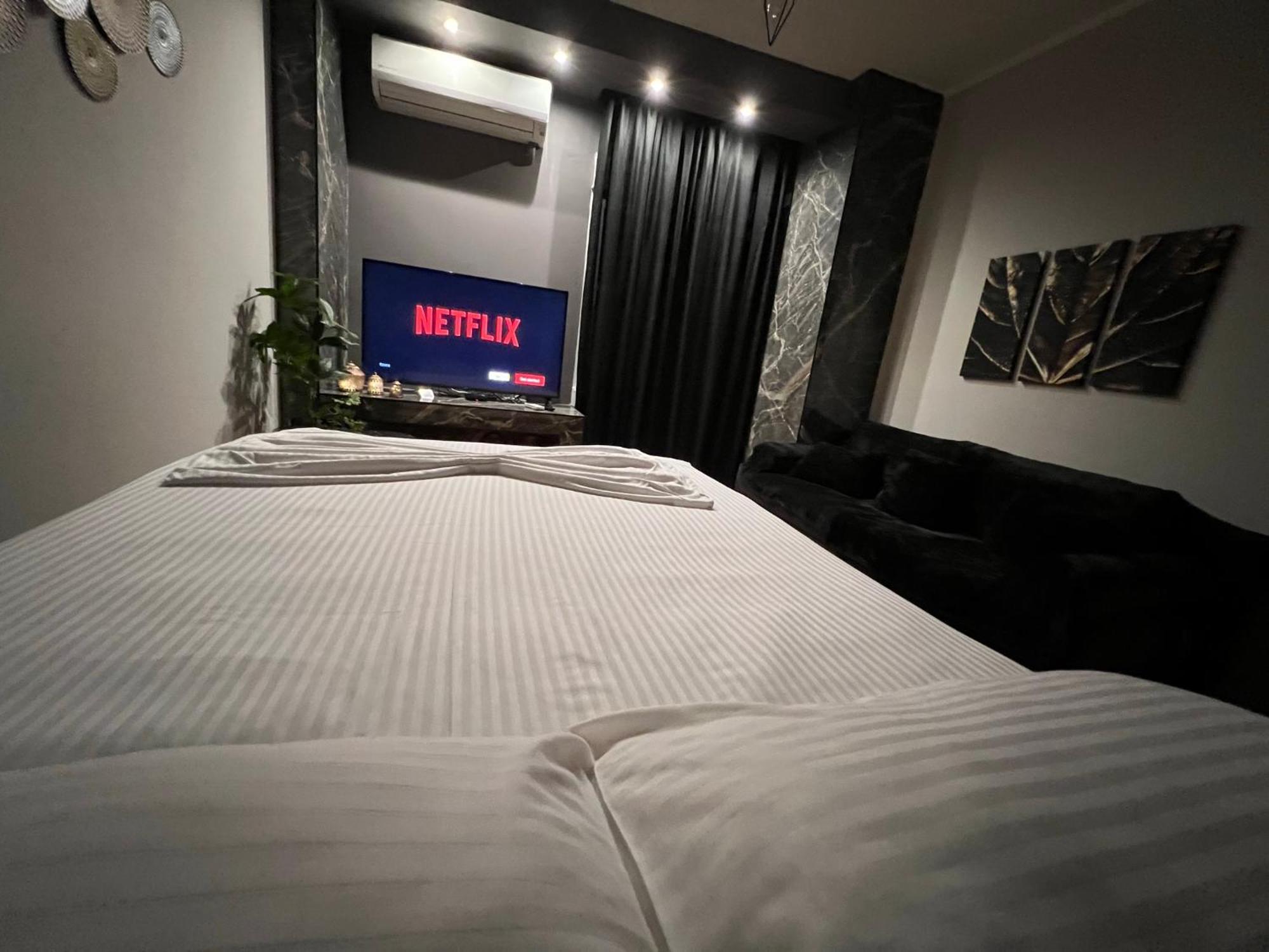 Supreme City Heart Apartment อเล็กซานโดรโพลิส ภายนอก รูปภาพ