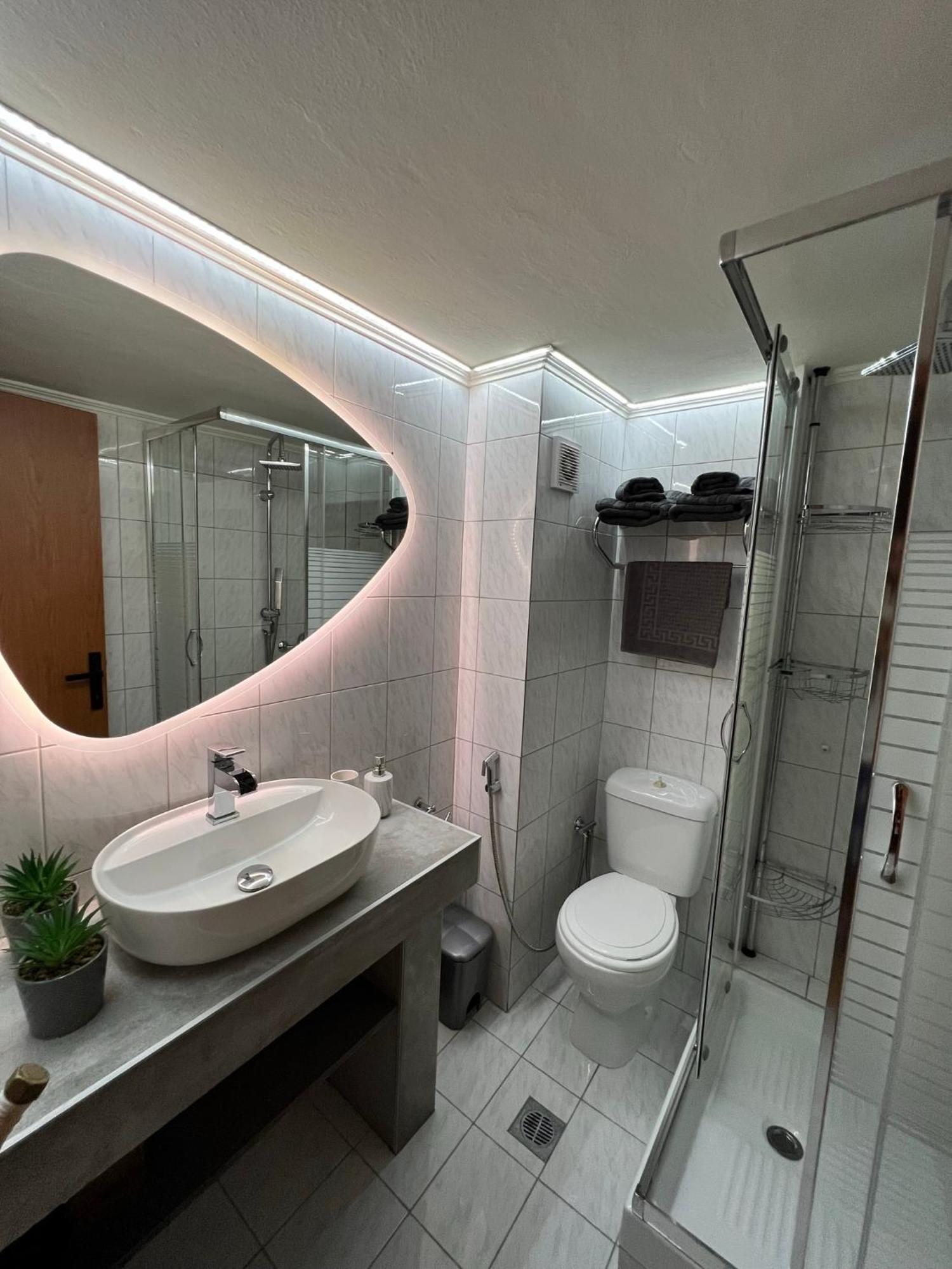 Supreme City Heart Apartment อเล็กซานโดรโพลิส ภายนอก รูปภาพ